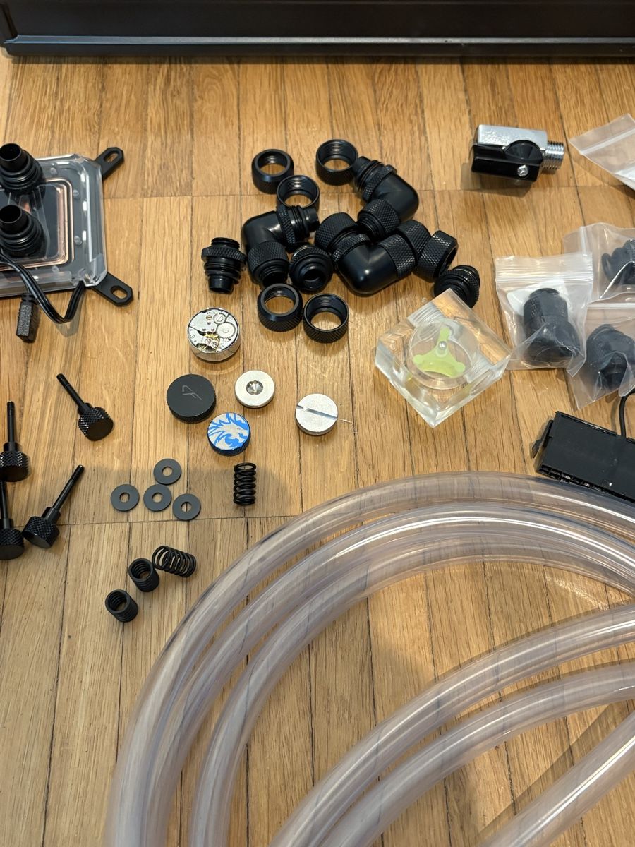 PC: PC Wasserkühlung Komponenten Set ab 1.- – Usato da Allschwil venduto da leo_lft5 5