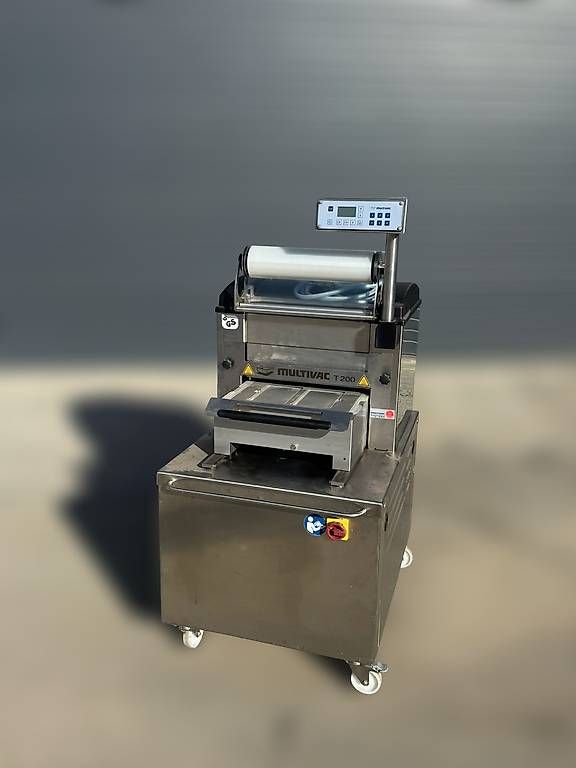 Tutte le macchine: Thermoscelleuse Multivac T200 – Usato da Vétroz venduto da Polygroup