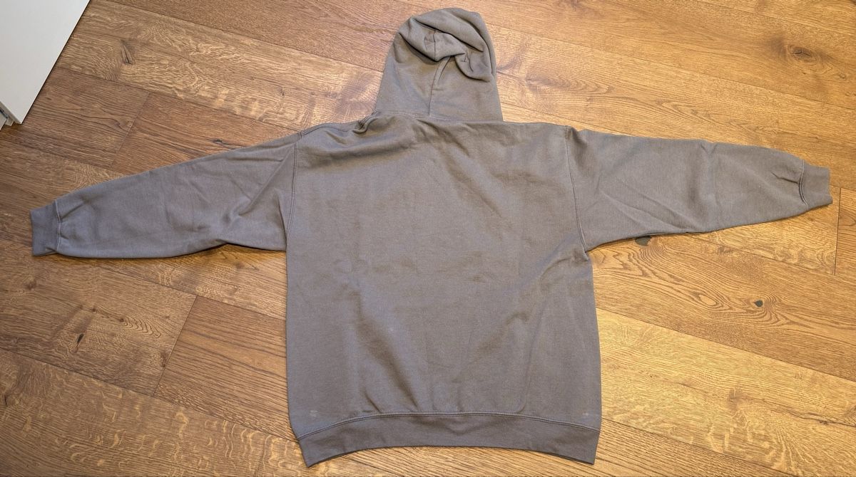 Pullover & Sweatshirts: Herbstlicher Menace Hoodie / Grösse M – Gebraucht aus Zufikon von nic_wsy7 2
