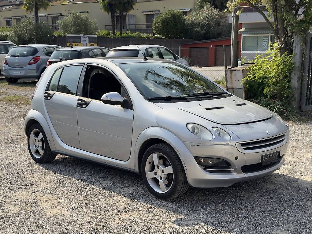 Autos: Smart forfour 1.3i (COLLAUDATA - AUTOMATICA) – Gebraucht aus Agno von jonnyautosagl
