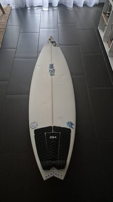 Planches de surf: Surfbrett  – D'occasion à Buochs par Aloha94 3