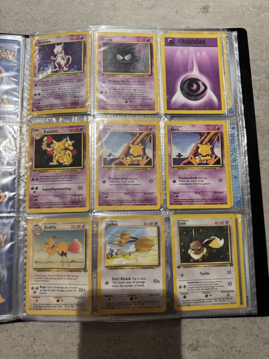 Pokémon Carte collezionabili: Pokémon Sammelkarten Heft voll mit Klassiker  – Usato da Untersiggenthal venduto da Medos-GameHub 3