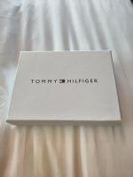 Tommy Hilfiger Card Holder set Wallet Black/Berry New! 🎁
