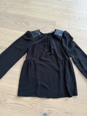 Schwarze Zara Bluse mit Lederdetails, Grösse XS 🖤
