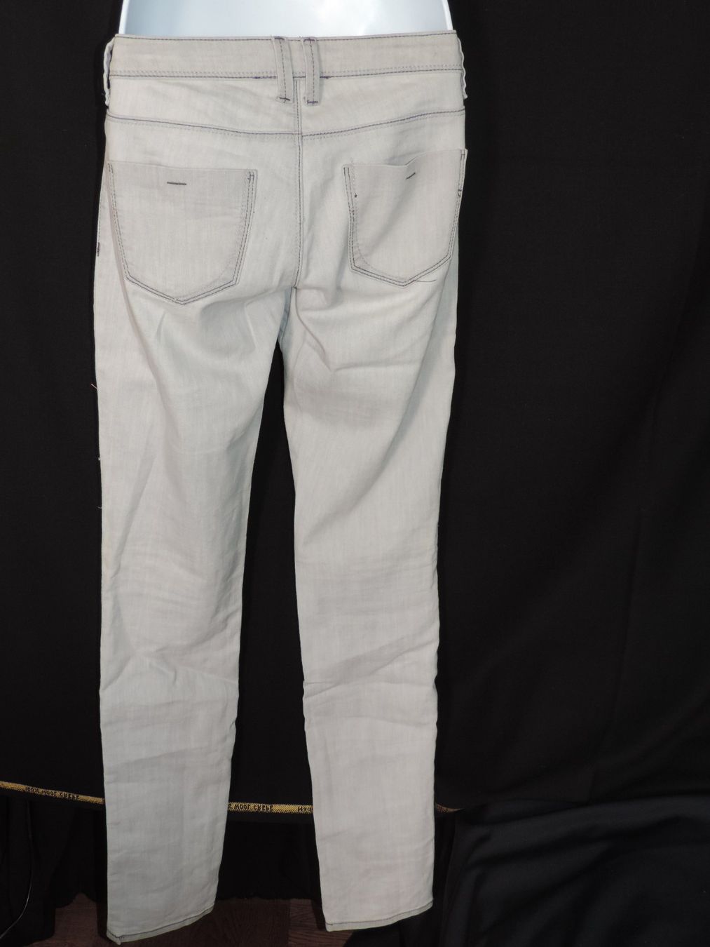 Jeans: jeans stretch gris – D'occasion à Genève par Axelle333 7