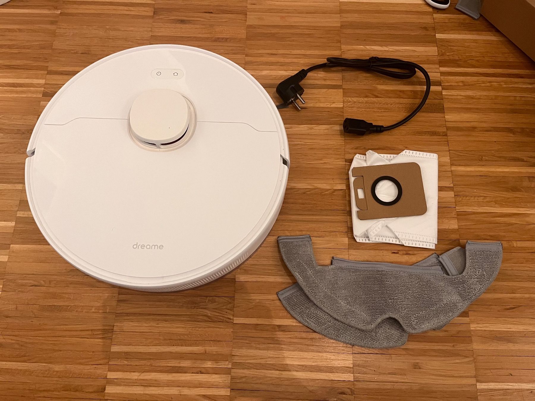 Dreame Aspirapolveri & Accessori: Dreame D10 Plus Saugroboter mit Wischfunktion & Zubehör – Usato da Zürich venduto da aprmndr 1