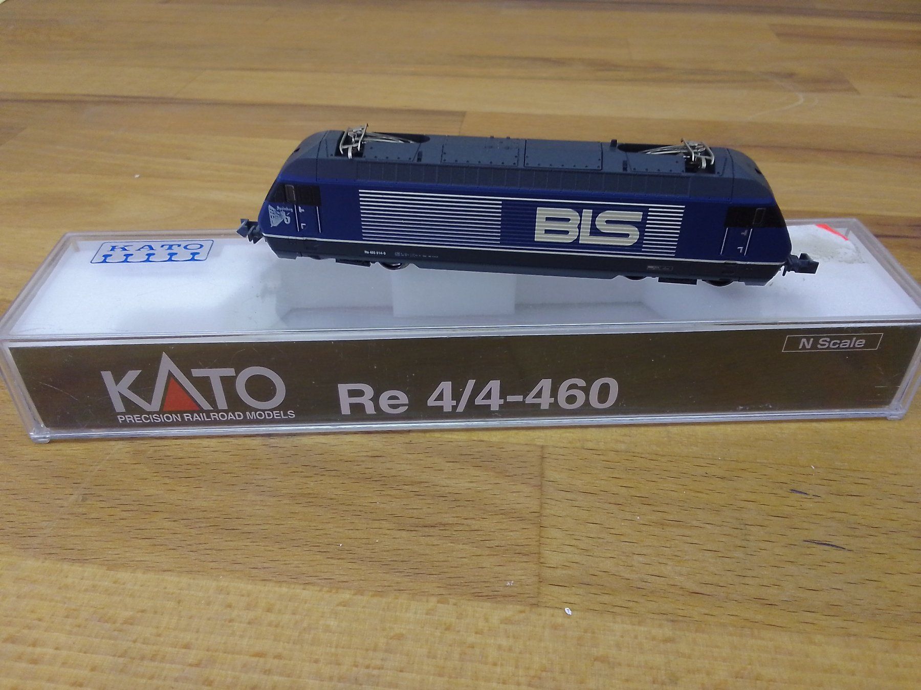 Kato Modelleisenbahnen: Lok bls – Gebraucht aus Zollikofen von Noak 2