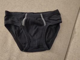 🤩 Slip, schwarz mit weisser Naht, ca. Grösse 116