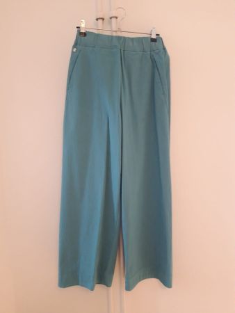 Bequeme weite Hose türkis XS bis S
