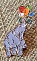 I688 - Kunst Pin Simone Erni - Circus Elefant