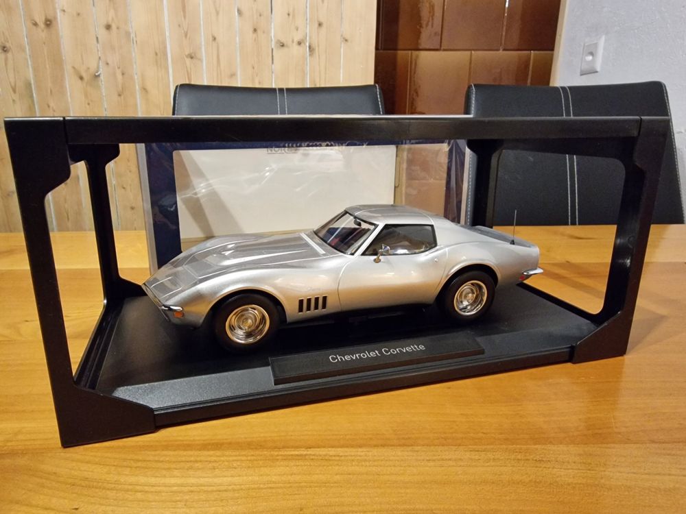 MATCHBOX The DINKY Collection DY-23 Chevrolet Corvette Rouge 1956 1/43 Voiture
