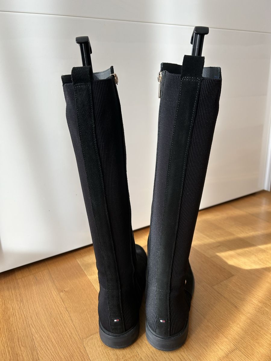 Tommy Hilfiger Scarpe da donna: Tommy Hilfiger Stiefel, Schwarz, Gr. 39 – Nuovo (secondo la descrizione) da Baden venduto da line_onigiri 2