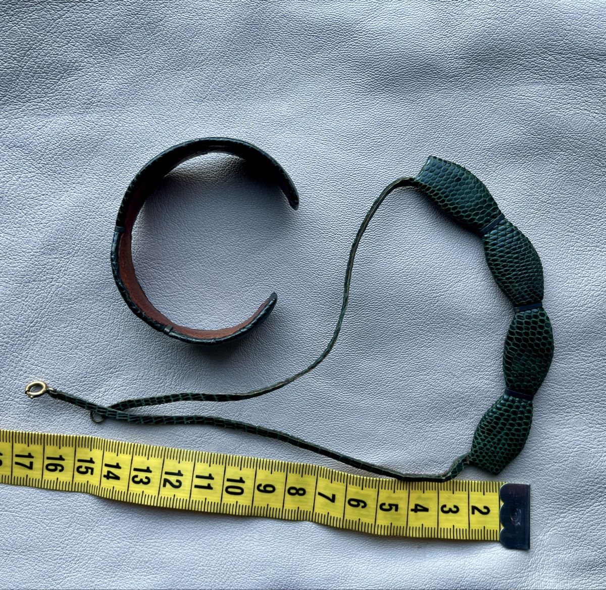 Sonstiger Schmuck: 🐍Schlangenleder oder Eidechsenleder Kette & Armreif grün – Gebraucht aus St. Gallen von reg_f8h8 3