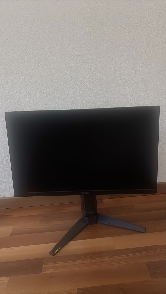 Asus Monitor: Monitor ASUS mit Standfuss guter Zustand – Usato da Kloten venduto da C.David
