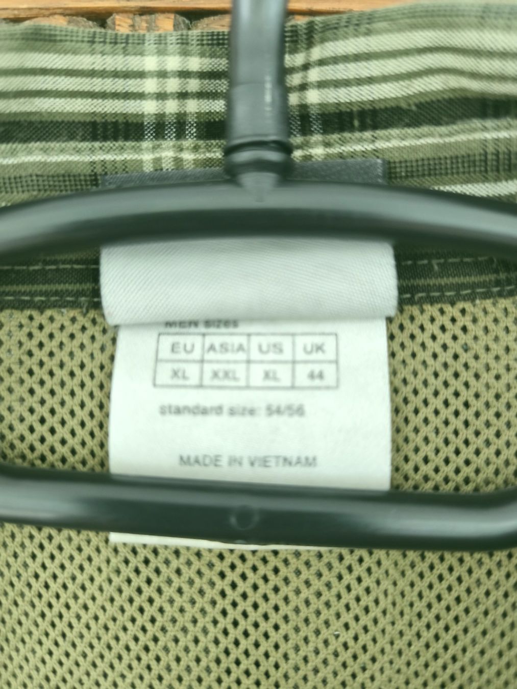 Jack Wolfskin Hemden: grünes Jack Wolfskin Kurzarmhemd XL – Gebraucht aus Erschwil von tomket66 2