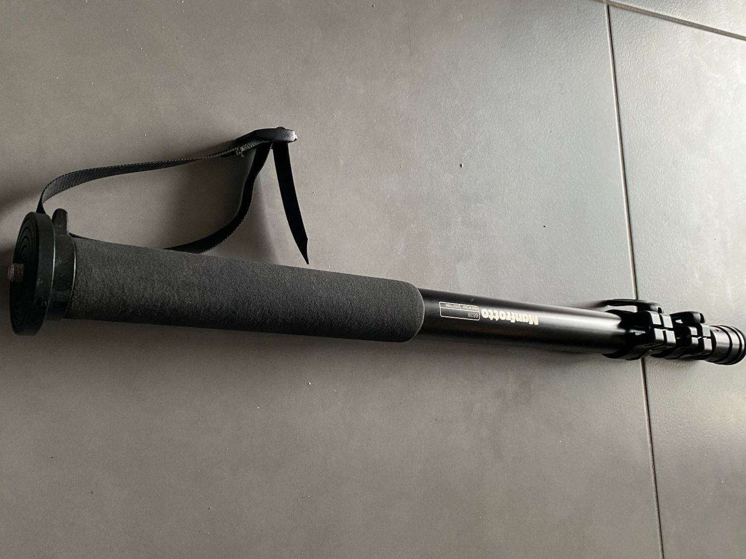 Manfrotto Stative & Stativköpfe: Manfrotto pied pour photo (Monopode) – Gebraucht aus Aigle von Sissi065