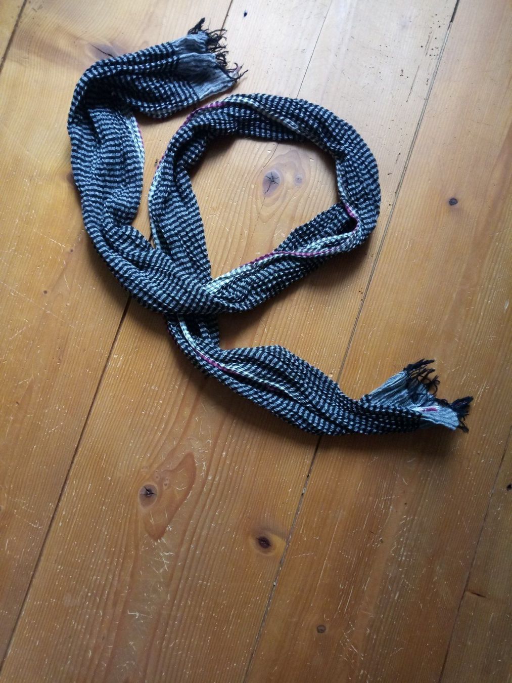 Foulard & Sciarpe: Foulard / Schal – Usato da Beckenried venduto da Havacola 1