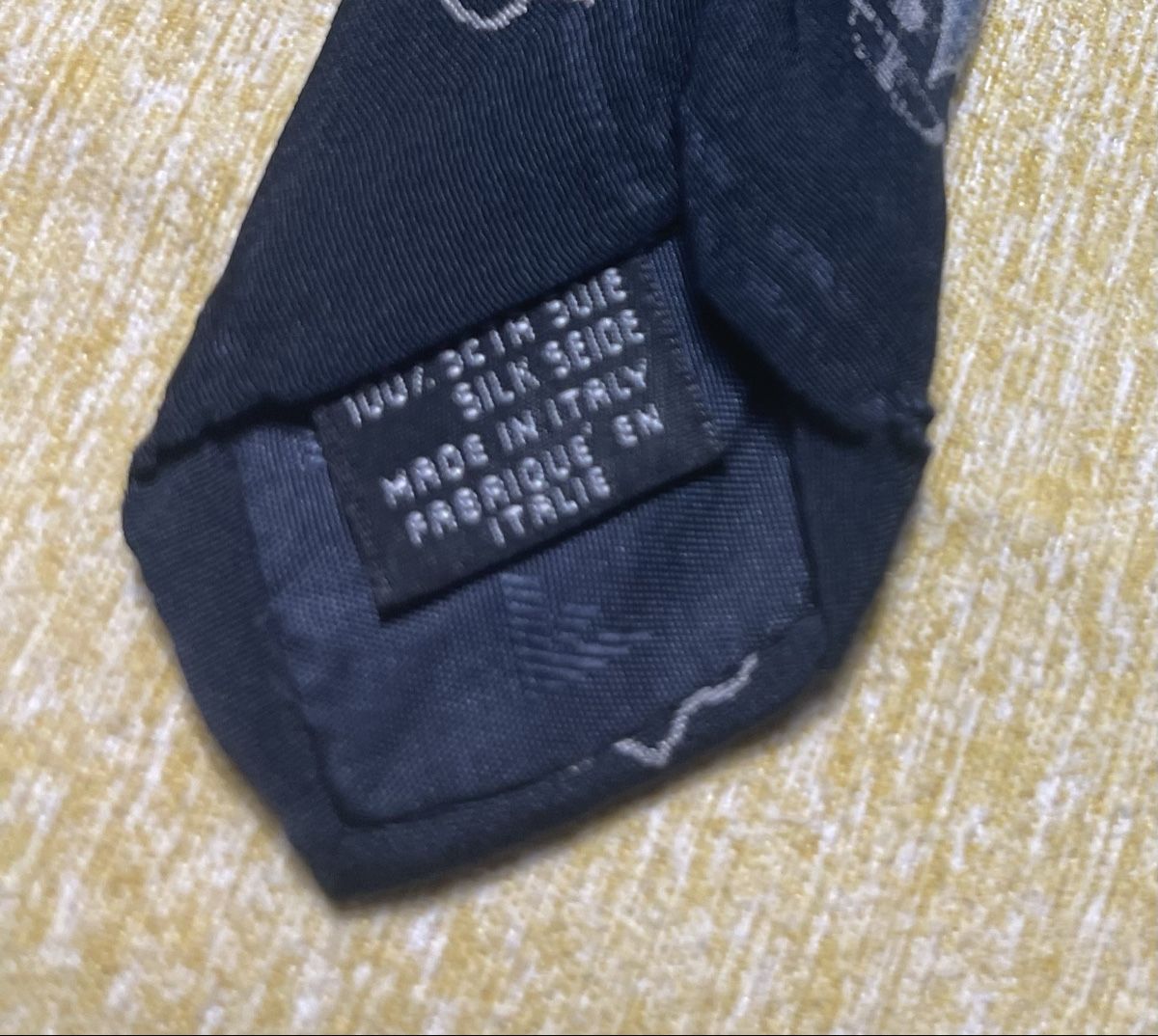 Armani Krawatten: Armani cravatta di seta-Uomo-glamour e elegante  – Neu (gemäss Beschreibung) aus Gordevio von LanaZimm 4