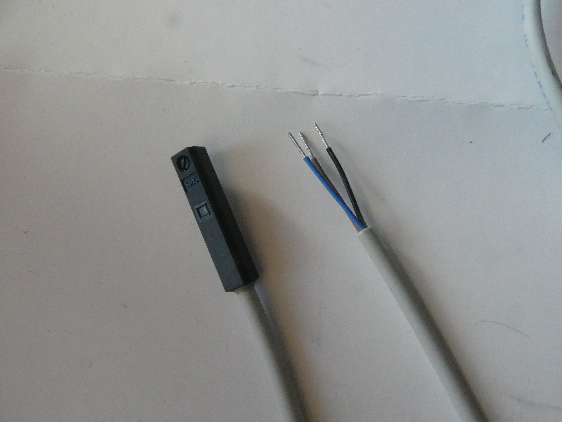 Elektronikbauteile: Elektronischer Signalgeber SMC – Neu (gemäss Beschreibung) aus Fulenbach von Hach0 1
