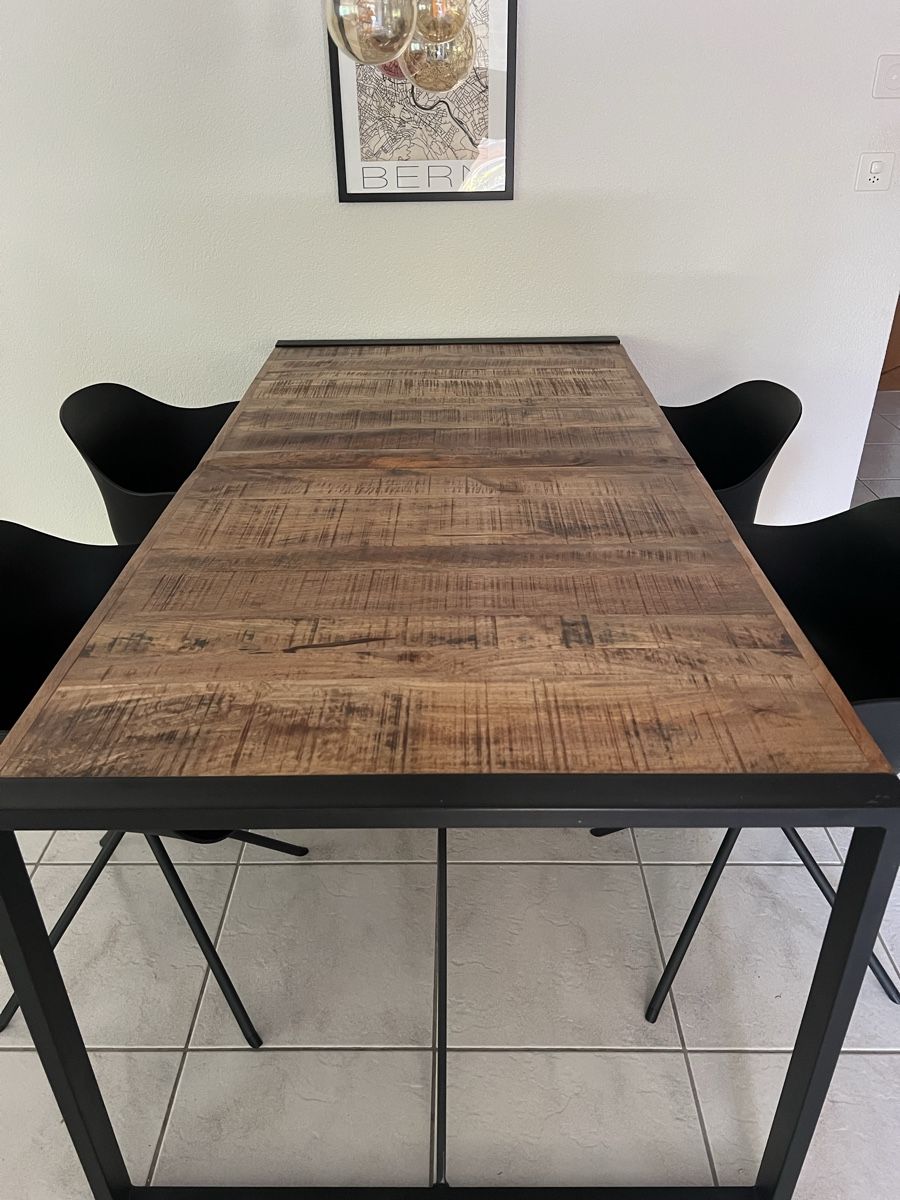 Tische: Tisch Holz mit Metallgestell schwarz – Gebraucht aus Fraubrunnen von bae_2xkt 1