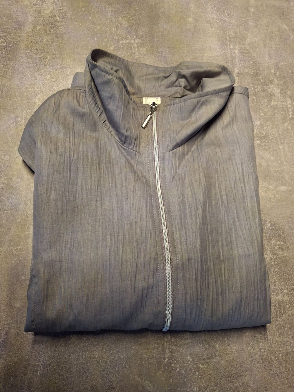 Gilet & Giacche senza maniche: Gilet gris argent taille 42 – Usato da Villiers venduto da san_jn5w 7