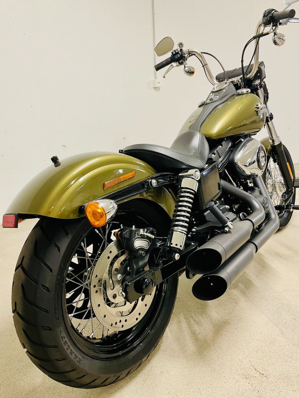Harley-Davidson Chopper: Harley Davidson Street Bob FXDB 103 – Usato da Nürensdorf venduto da orsogallo 5