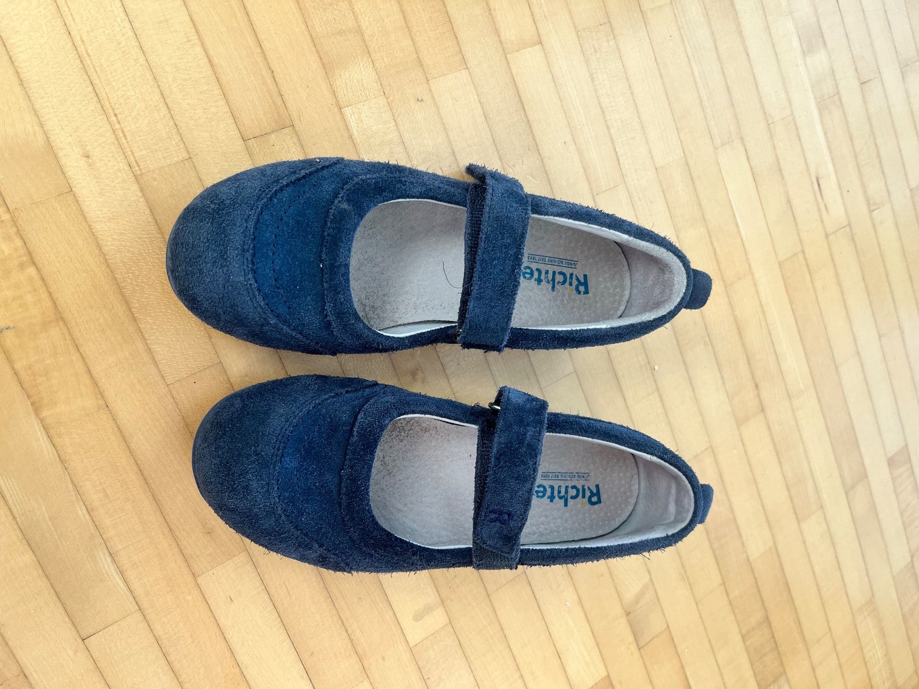 Scarpe per ragazze: Richter Ballerina Wildleder 33 – Usato da Horgen venduto da Hoppelhase11