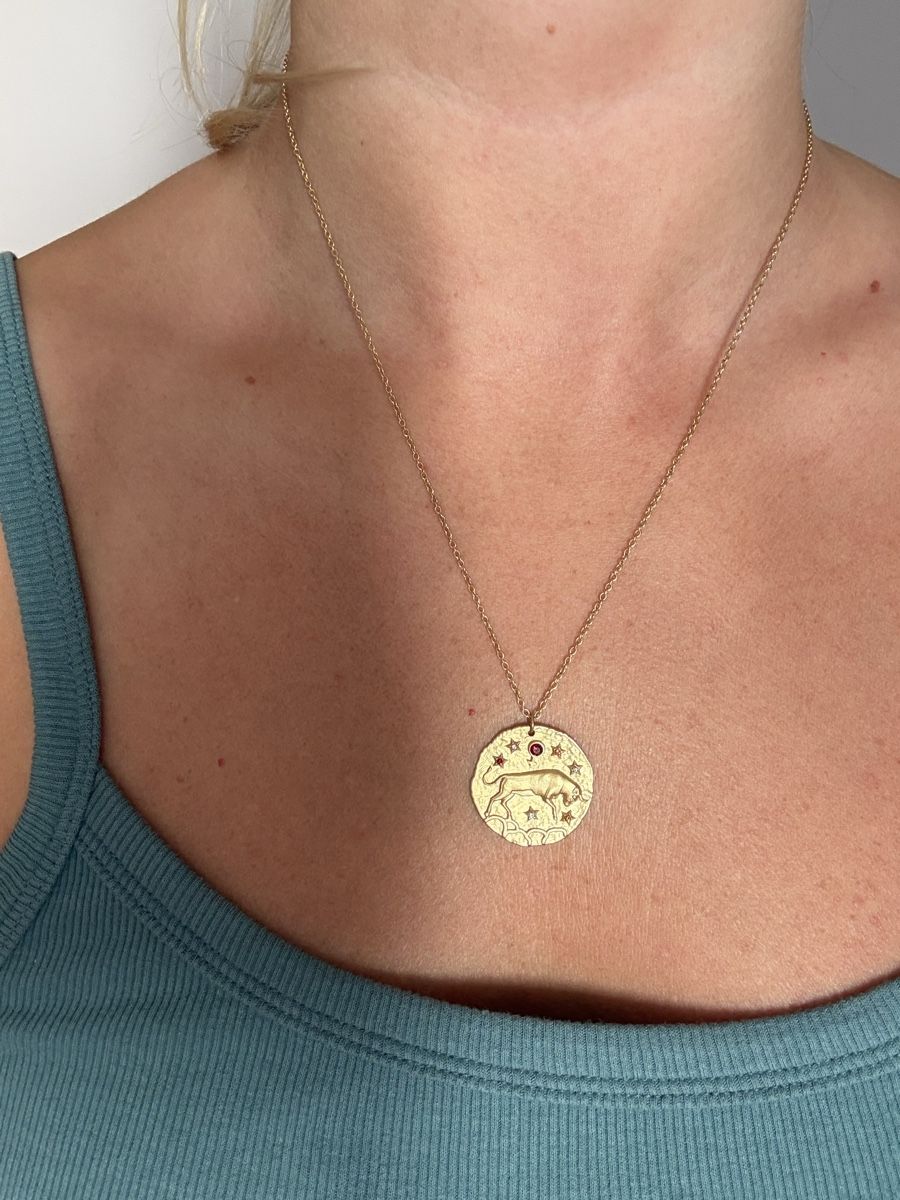 Maje Catenine: Maje Zodiac Pendant   – Nuovo e nell'imballaggio originale da Bottmingen venduto da Itsclaire 2