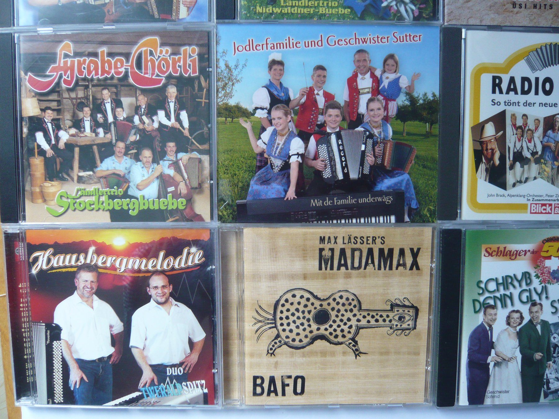 CD: 9 CD Sammlung Various Schweizer Volksmusik & Schlager – Usato da Winterthur venduto da Cajun 1