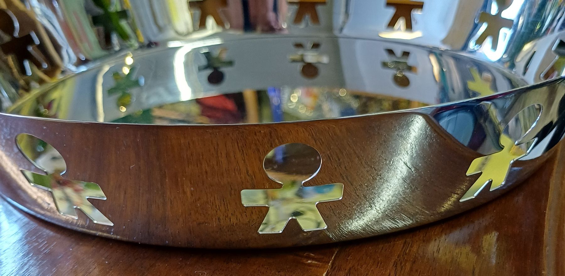Alessi Piatti di portata: rundes Tablett von Alessi – Usato da Merenschwand venduto da Brockinell 1