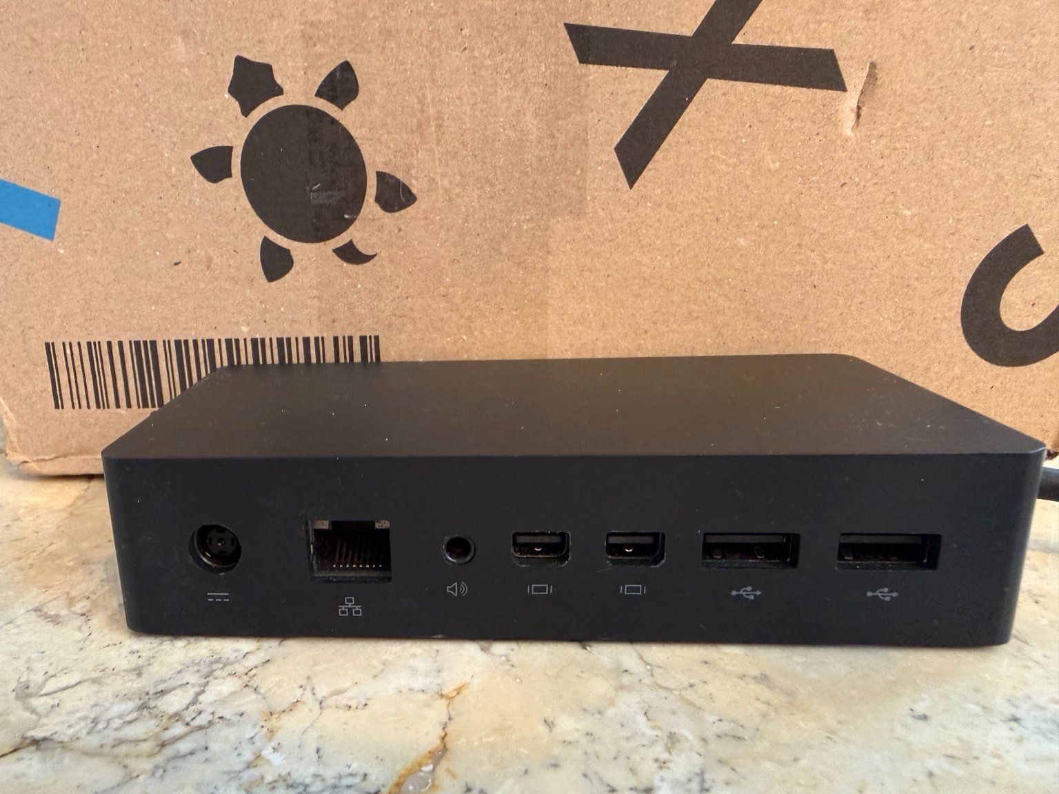Microsoft Dockingstation: Microsoft Surface Dock 1661 – Original Dockingstation inkl. – Gebraucht aus Meilen von ssa_6s8r 2