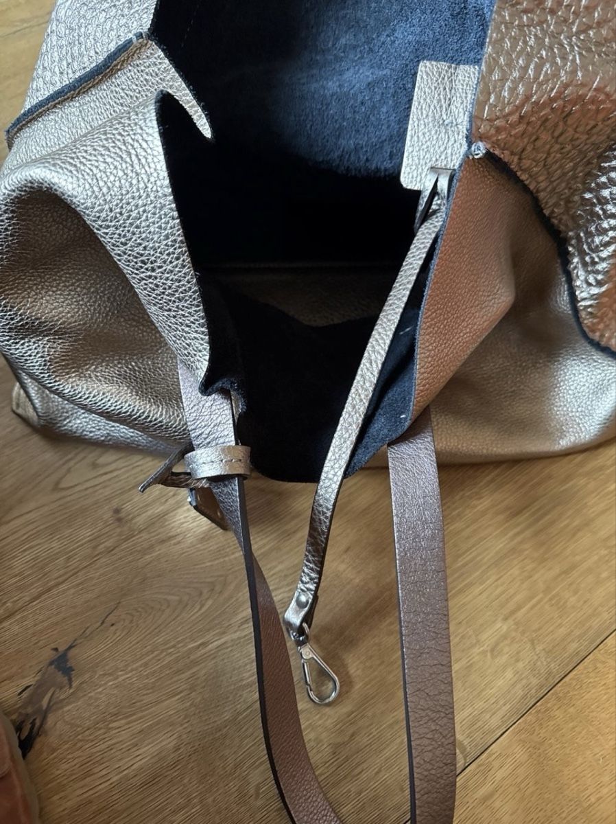 Marc Cain Taschen für Damen: Marc Cain Umhängetasche, bronze-metallisé – Gebraucht aus Zürich von Punkt... 4