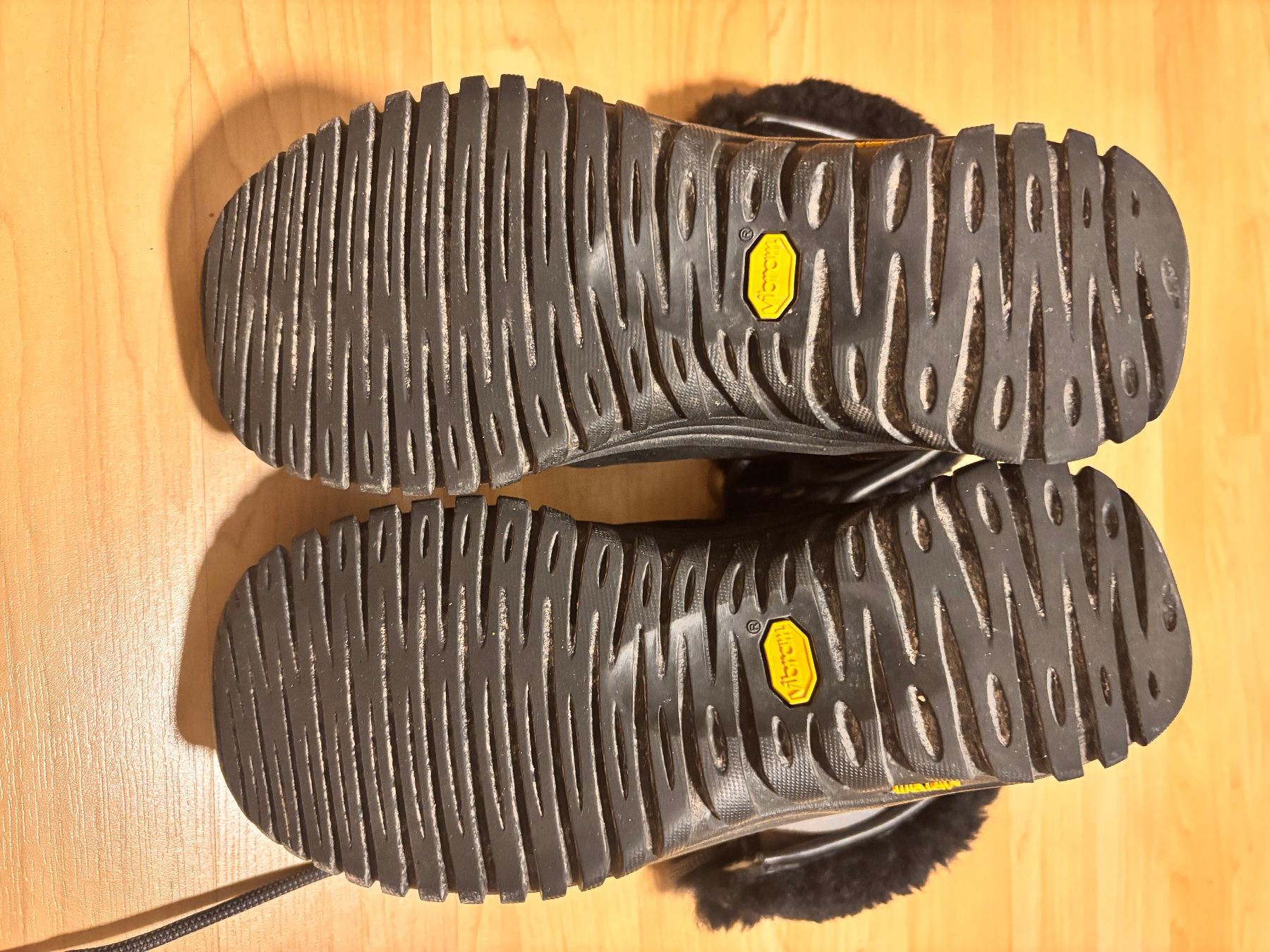 Ugg Scarpe da donna: UGG Adirondack Gr. 39 – Usato da Rotkreuz venduto da Bonito77 3