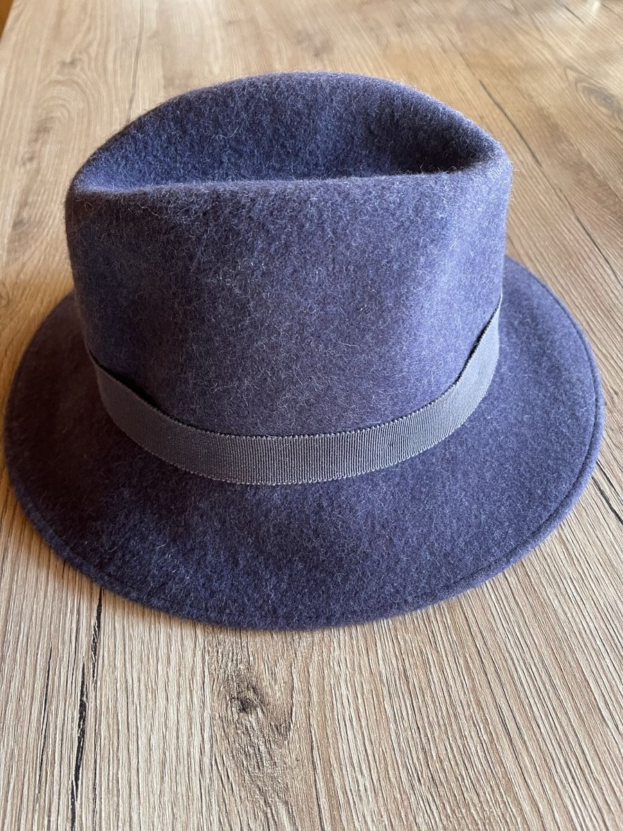 Copricapi, berretti & cappellini: Damenhut blau – Usato da Fahrni b. Thun venduto da ams_56jv 2