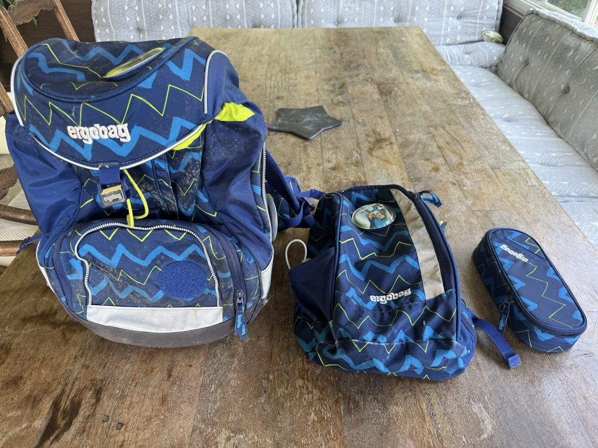 Sonstige Kleidung & Accessoires: Ergobag Schultaschen-Set – Gebraucht aus Luzern von Figeac98