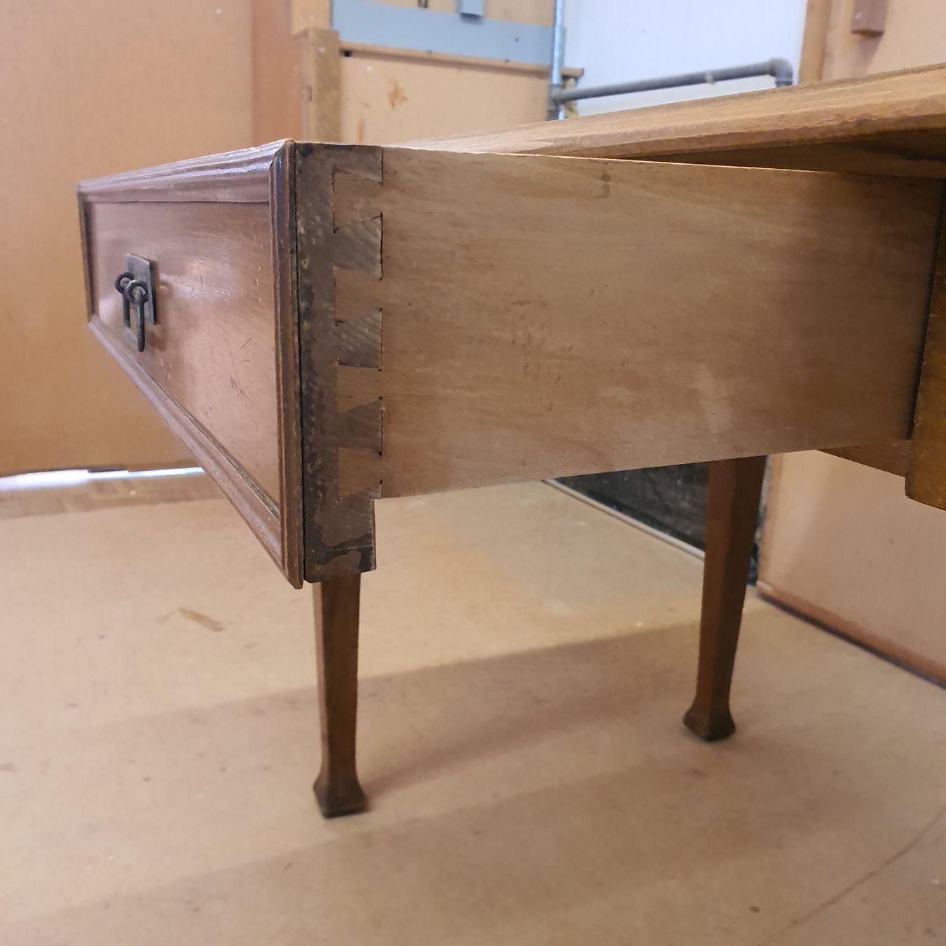 Tavoli: Massiver Tisch geölt, Biedermeier? – Usato da Amlikon-Bissegg venduto da tischwerker 2