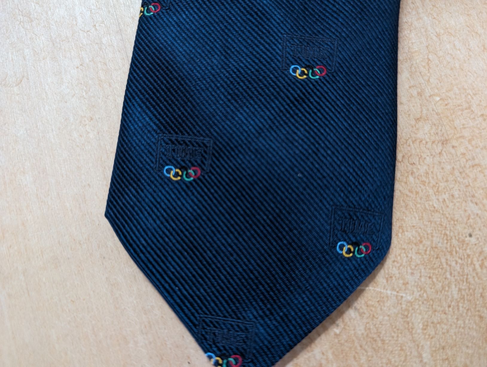 Cravatte: Original Olympia Krawatte 1992, TIME Sponsor – Usato da Bern venduto da Second-Hand-Pirat 3