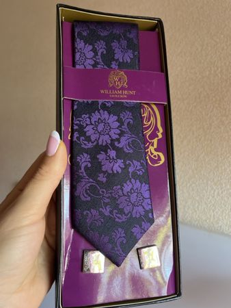 William Hunt Tie & Cufflink Set 100% Silk Purple Floral