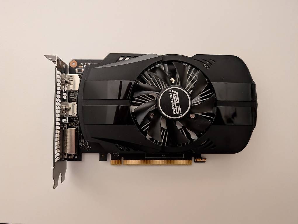 Asus Cartes graphiques: ASUS GeForce PH-GTX1050TI-4G – D'occasion à Zofingen par bue_nd8b