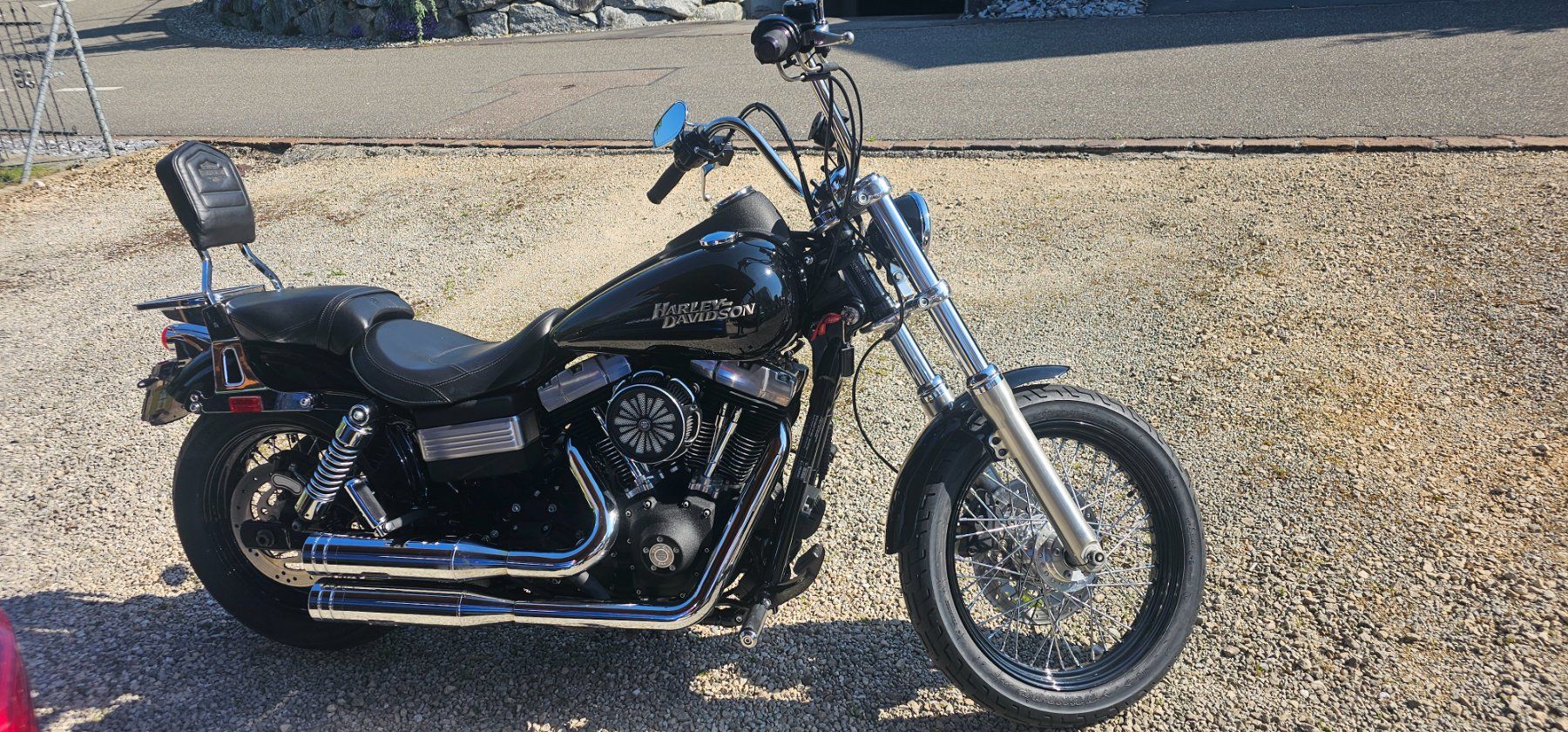 Harley-Davidson Chopper: Harley Davidson Dyna Street Bob – Usato da Oeschgen venduto da HASD 1