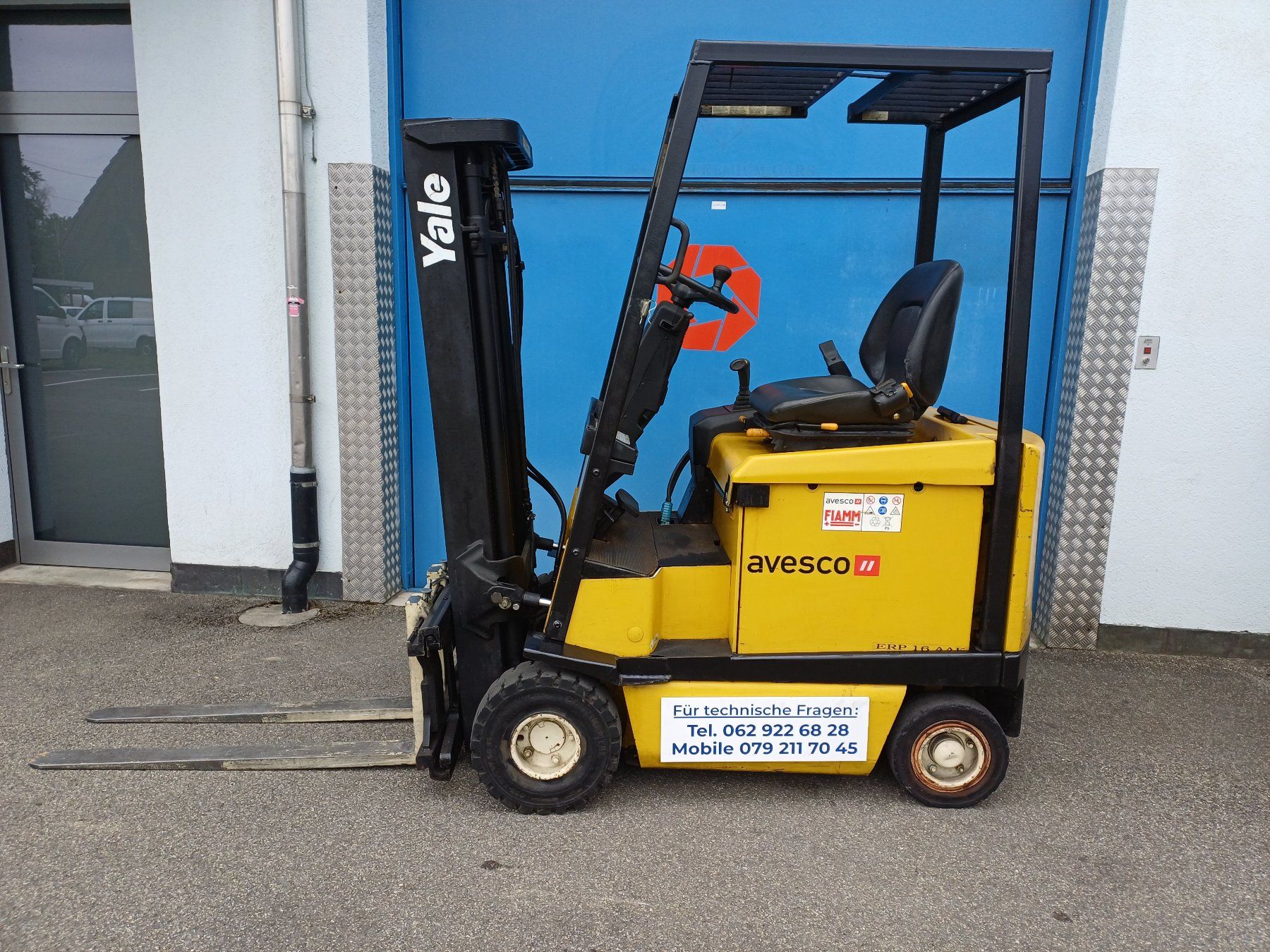 Carrelli elevatori e a forche: YALE Elektrostapler 1.6 ton, 4.5 m – Usato da Aarwangen venduto da fsa-maschinen