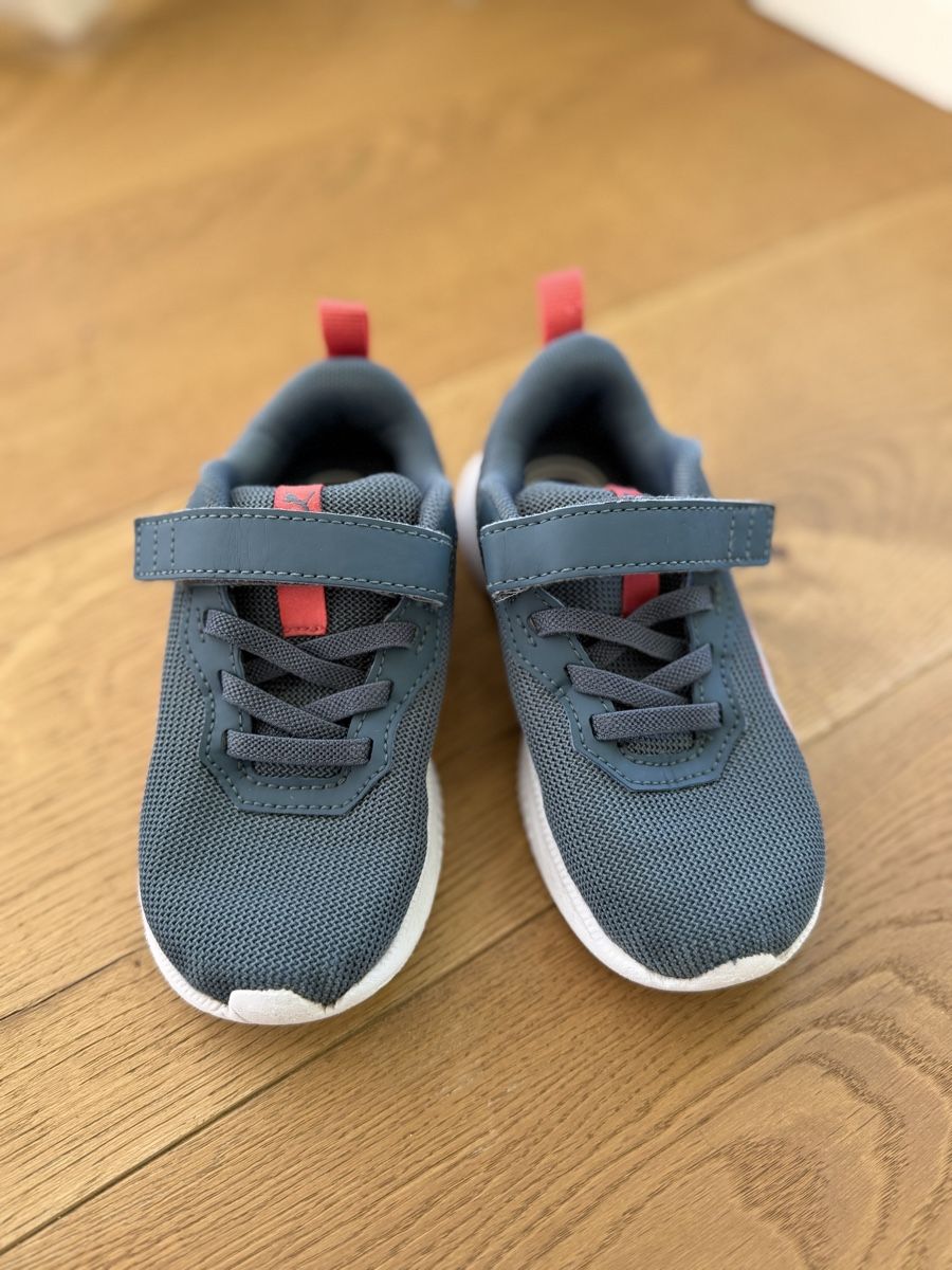 Puma Scarpe da uomo: Puma Kinder Turnschuhe Gr. 26  – Usato da Forch venduto da Fatou_86