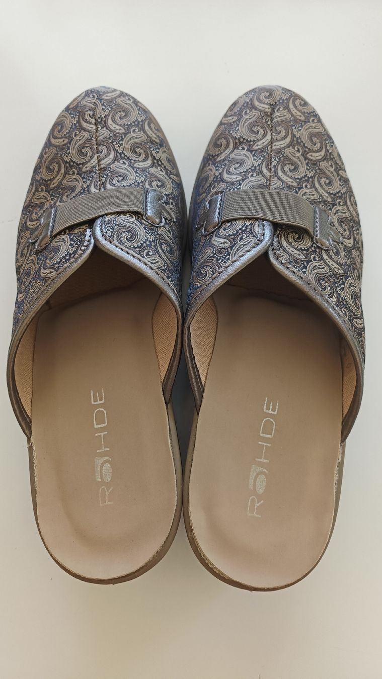 Scarpe da donna: Rohde Hausschuhe 4 1/2 – Usato da Villmergen venduto da toptip1970 4
