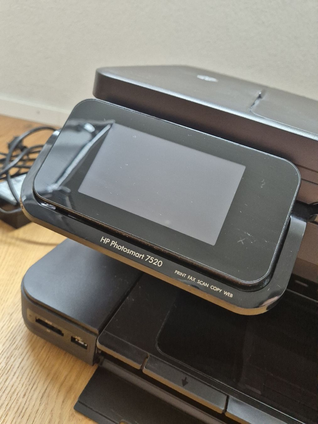 Hewlett Packard Imprimantes: HP Photosmart 7520 e-All-in-One Printer – D'occasion à Horgen par yej_n6rr 2