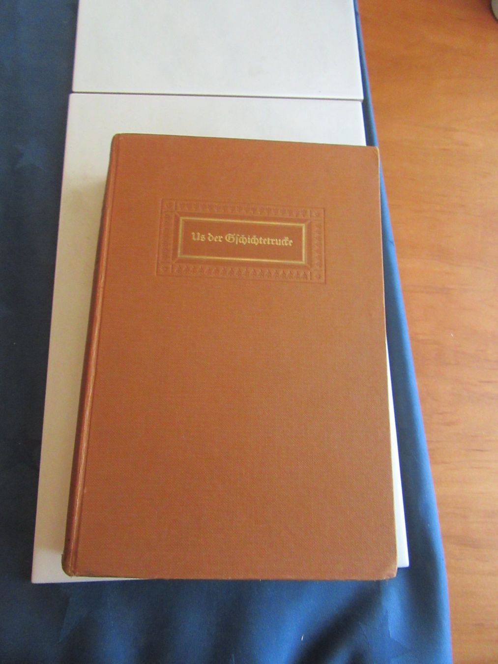 Libri: Us der Gschichtetrucke - Ein Schweizer Volksbuch – Usato da Wattwil venduto da wampi