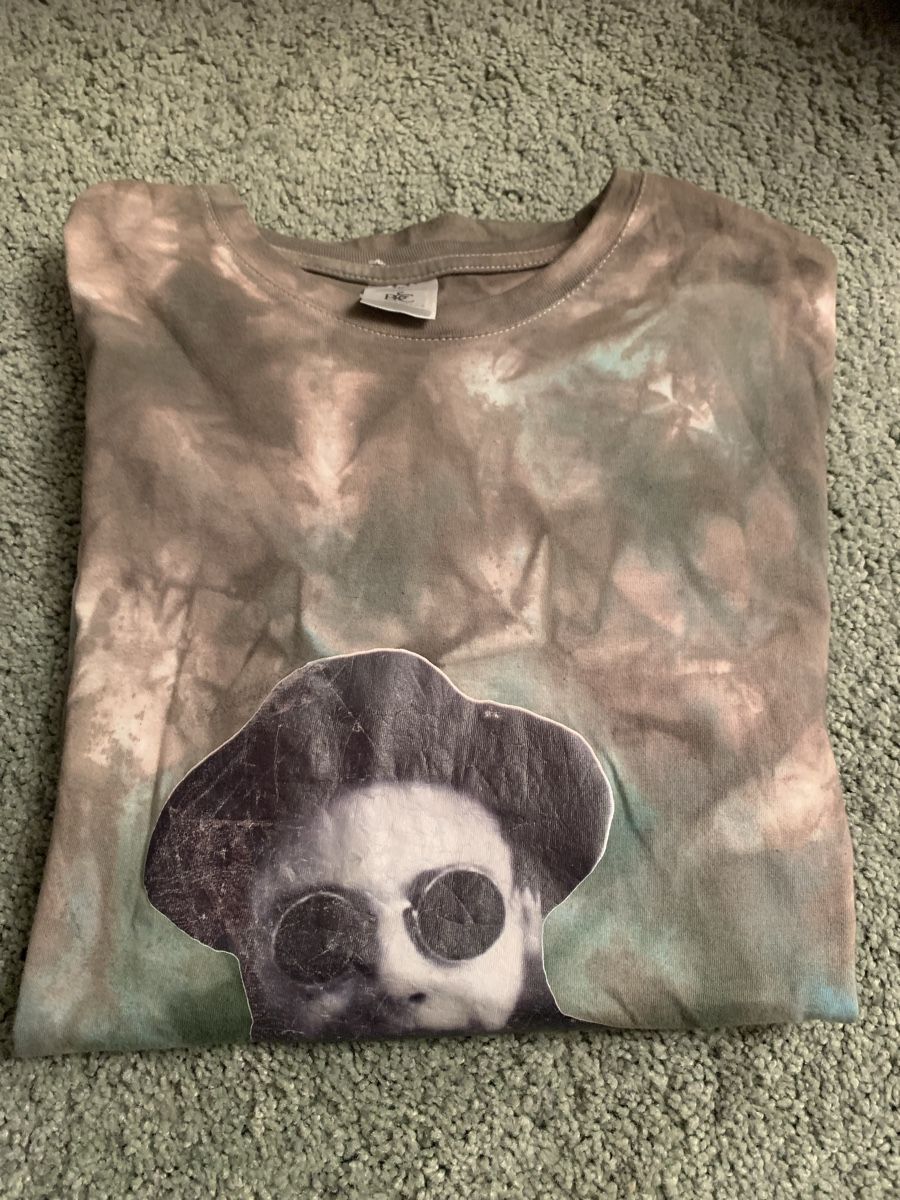 T-Shirts: Batik Shirt, Gr.M 😎 – Gebraucht aus Uster von Flummi 1
