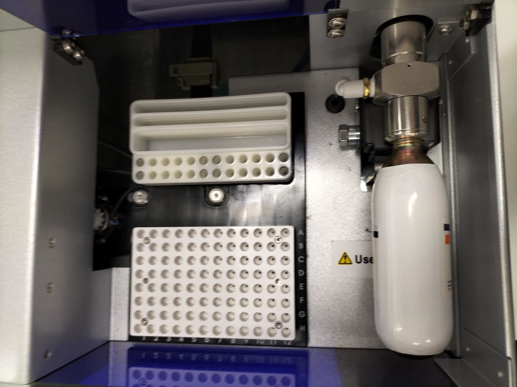 Accessori da laboratorio: QIAxel gel electrophoresis system – Usato da Niederdorf venduto da LeptonAG_Labor 5