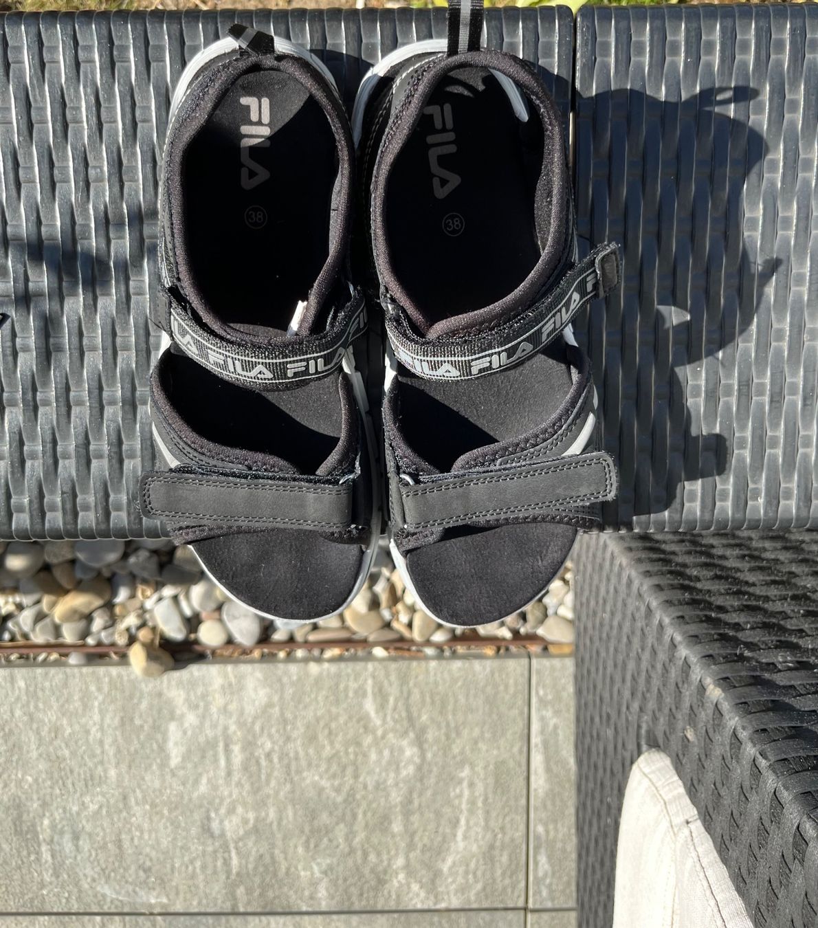 Fila Scarpe per ragazzi: Fila Sandalen schwarz Grösse 38 Kinder – Usato da oftringen venduto da rai_lb5s 1