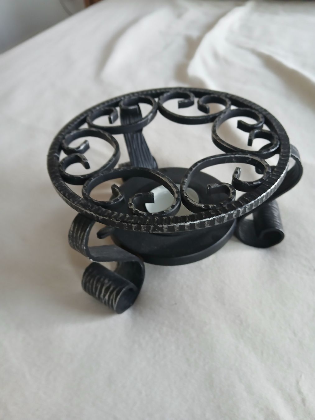 Portacandele: Metal Tealight Candle Holder Stand – Usato da Dübendorf venduto da rol_fm6d 1