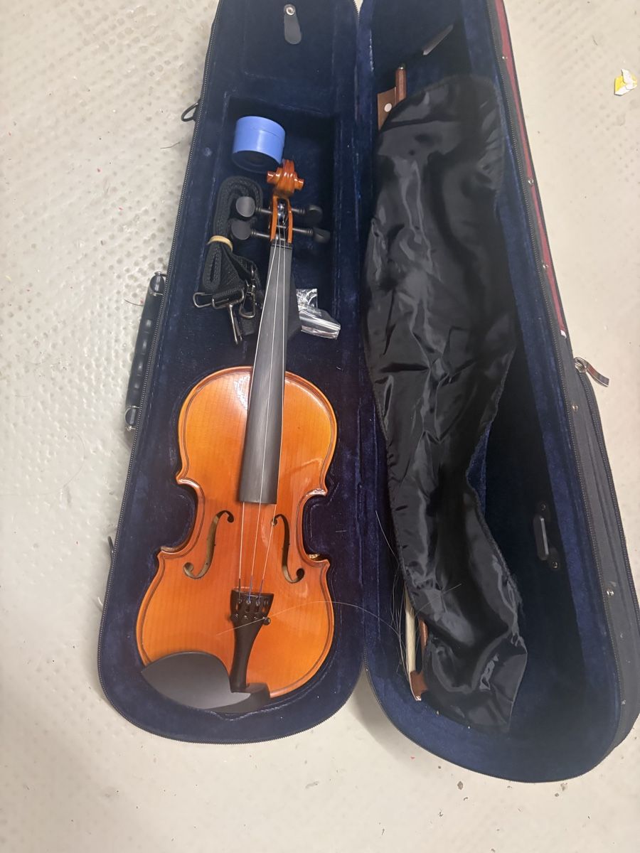 Strumenti musicali: Kids violin – Usato da Basel venduto da cei_5scv 2